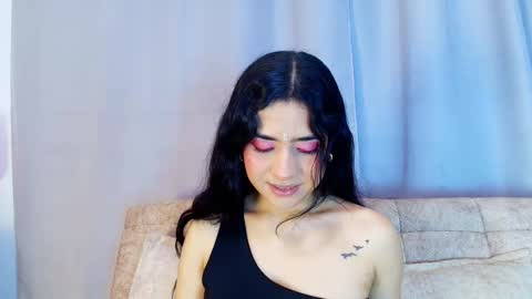 Snapshot of adara_johnson_ chatting on 11.16.25 Adara Johnson online show from 11.16.25