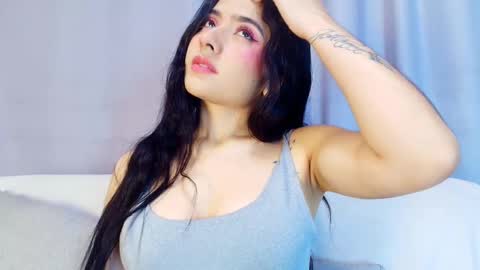 Snapshot of adara_johnson_ chatting on 11.17.25 Adara Johnson online show from 11.17.25