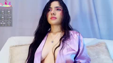 Snapshot of adara_johnson_ chatting on 11.21.25 Adara Johnson online show from 11.21.25