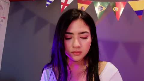 Snapshot of adara_johnson_ chatting on 06.21.26 Adara Johnson online show from 06.21.26