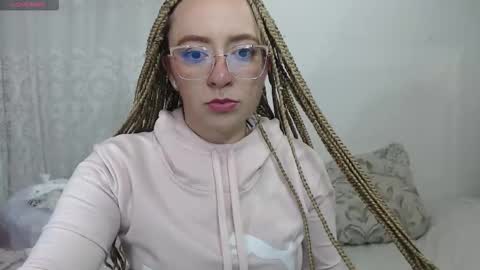 Snapshot of adaraah_ chatting on 12.15.25 adaraah online show from 12.15.25