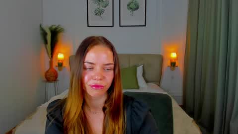 Snapshot of addelia chatting on 04.07.26 Addelia online show from 04.07.26