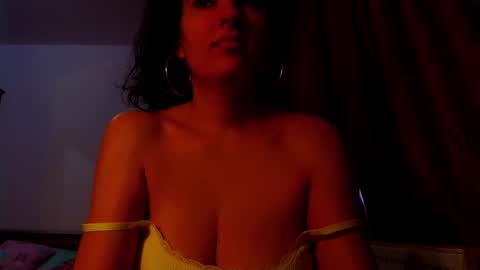 Snapshot of addicted2uts chatting on 02.02.25 amy online show from 02.02.25