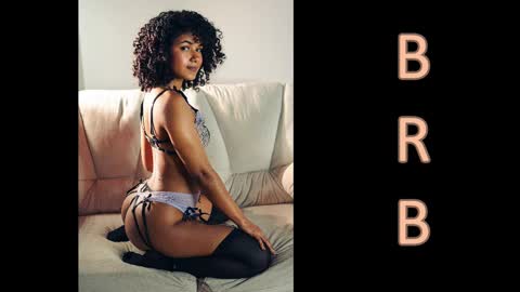 Snapshot of adele_carter_ chatting on 10.28.25 Andrea online show from 10.28.25