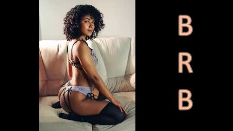 Snapshot of adele_carter_ chatting on 11.28.25 Andrea online show from 11.28.25