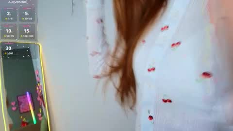 Snapshot of adele_farrell chatting on 01.06.26 Adele online show from 01.06.26