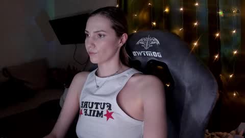 Snapshot of adeleshinem chatting on 01.17.25 Adele Shine online show from 01.17.25