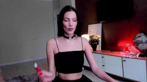 Snapshot of adeleshinem chatting on 10.06.25 Adele Shine online show from 10.06.25