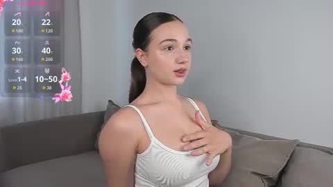 Snapshot of adelexx_zll chatting on 07.04.26 adelexx_zll online show from 07.04.26