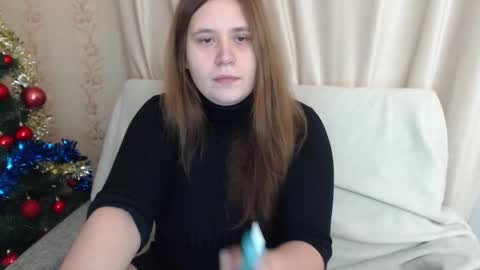 Snapshot of adelinalawson chatting on 01.12.25 adelinalawson online show from 01.12.25