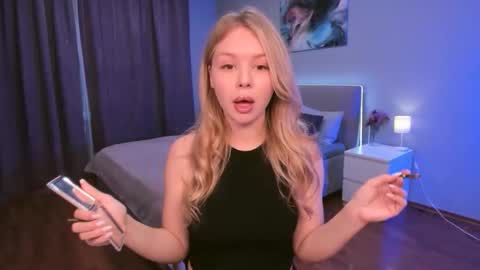 adelllovely online show from 09.10.25