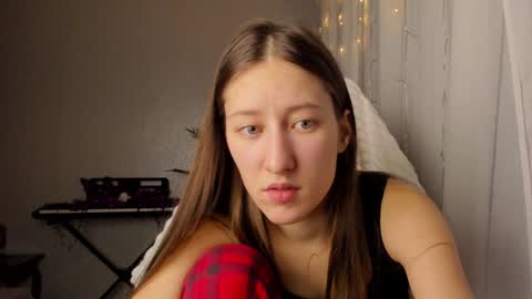 Adell online show from 01.08.25