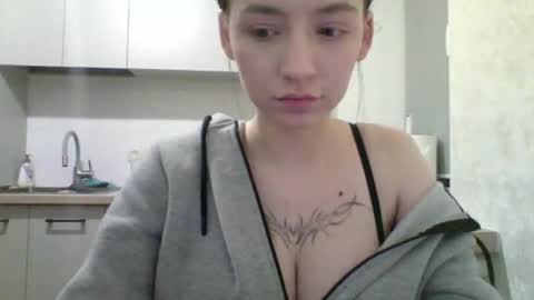 adelya_meow online show from 10.19.25