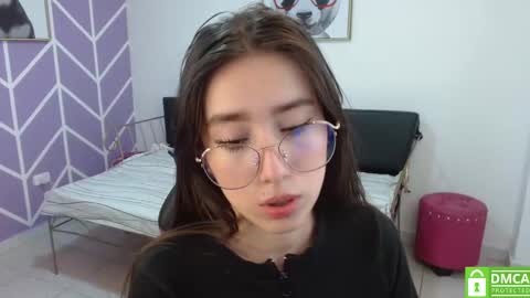 Snapshot of adhara_kitten chatting on 10.05.25 Adhara online show from 10.05.25