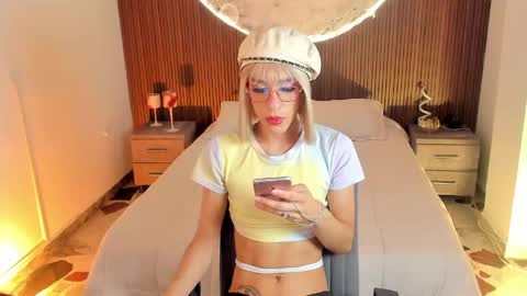 Snapshot of adharasweet1 chatting on 04.16.26 AdharaSweet online show from 04.16.26