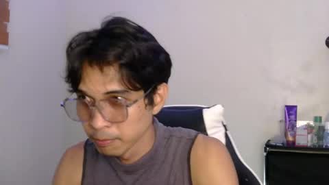 Snapshot of adios_amigo chatting on 05.11.26 Amigo online show from 05.11.26