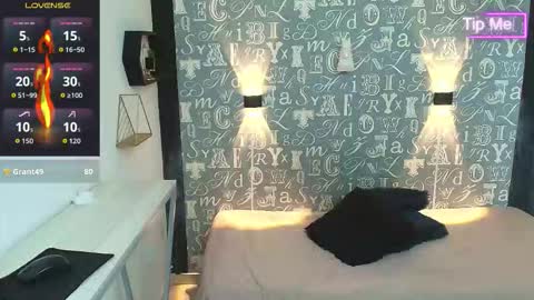 ADONIS online show from 11.05.25