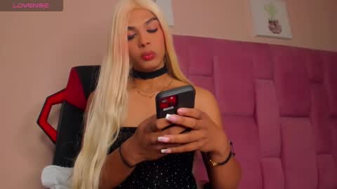 adonis_hot_xx online show from 10.19.25