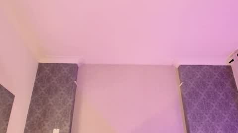 Snapshot of adonisaster chatting on 11.21.25 Adonis online show from 11.21.25