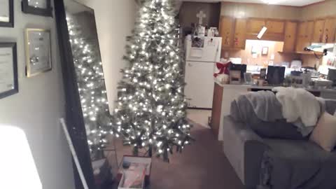 Snapshot of adorable22 chatting on 12.19.24 adorable22 online show from 12.19.24