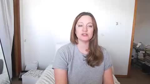 Snapshot of adorable22 chatting on 11.01.25 adorable22 online show from 11.01.25