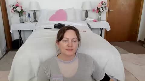 Snapshot of adorable22 chatting on 02.20.26 adorable22 online show from 02.20.26