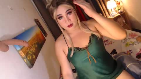 MsKim  online show from 12.13.24