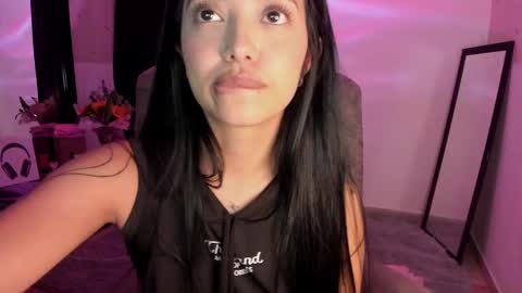 Stormi online show from 02.25.25