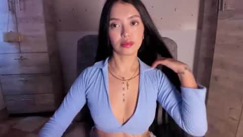 Stormi online show from 09.19.25