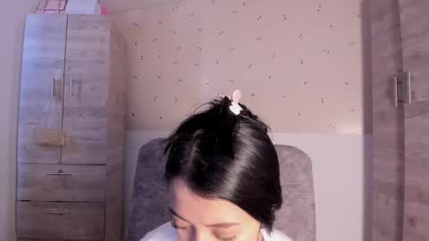 Stormi online show from 09.20.25