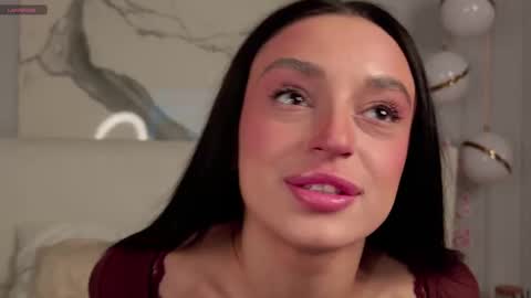 adoracortes online show from 11.30.25