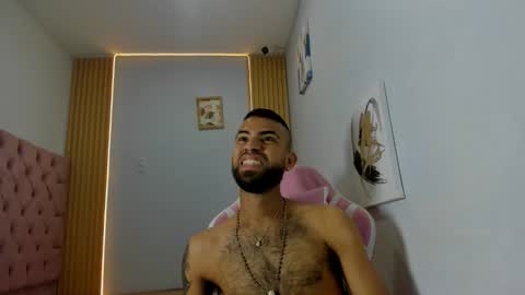 Snapshot of adri_sexboy229 chatting on 09.09.25 adri_sexboy229 online show from 09.09.25