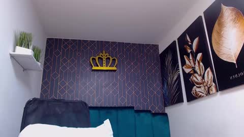   online show from 03.06.25