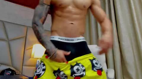   online show from 11.15.25