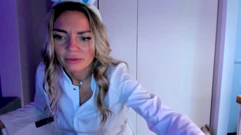 Snapshot of adriana_coy_ chatting on 12.26.24 Adriana online show from 12.26.24