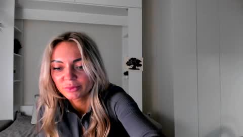 Snapshot of adriana_coy_ chatting on 01.22.25 Adriana online show from 01.22.25