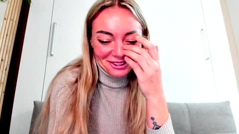Snapshot of adriana_coy_ chatting on 01.25.25 Adriana online show from 01.25.25