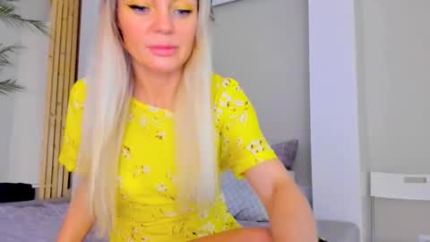 Snapshot of adriana_coy_ chatting on 02.21.25 Adriana online show from 02.21.25