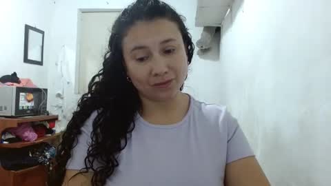 Adriana Tellez online show from 10.20.25