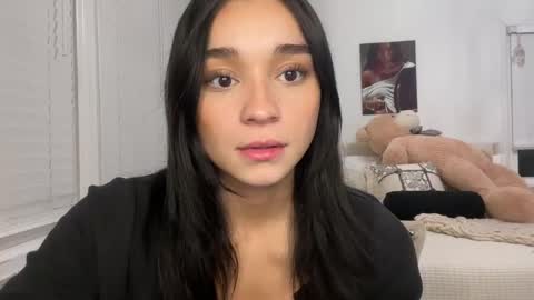 Snapshot of adriannarodriguez chatting on 02.07.25 Adrianna  online show from 02.07.25