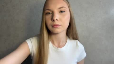 Snapshot of adriannemuldowney chatting on 06.07.26 Caroline online show from 06.07.26