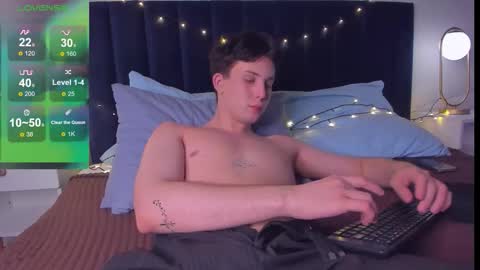 adrianoaubert online show from 10.12.25