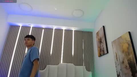 adrianstark_ online show from 06.17.26