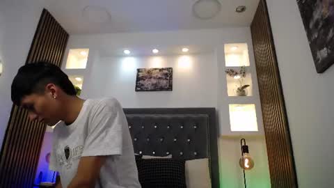 adrianstark_ online show from 06.18.26
