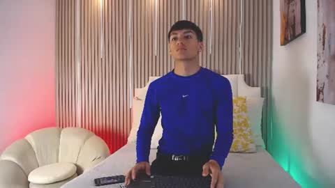 adrianstark_ online show from 06.28.26