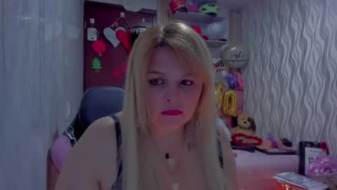 adriiana_fox_ online show from 06.08.26