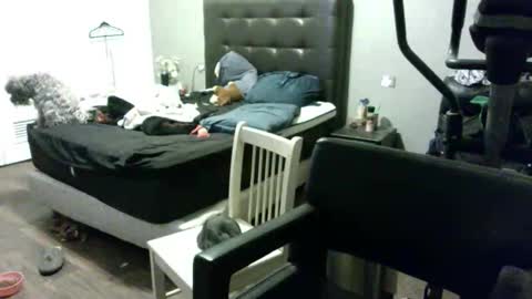 adventurecouple2641583 online show from 01.18.25