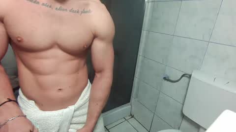 Snapshot of advp69 chatting on 12.14.24 Mrrfitt online show from 12.14.24