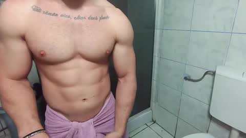 Snapshot of advp69 chatting on 12.17.24 Mrrfitt online show from 12.17.24