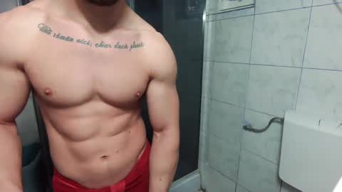 Snapshot of advp69 chatting on 01.13.25 Mrrfitt online show from 01.13.25